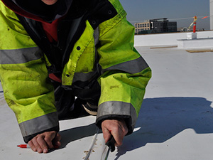 Commercial Roofing Contractor1